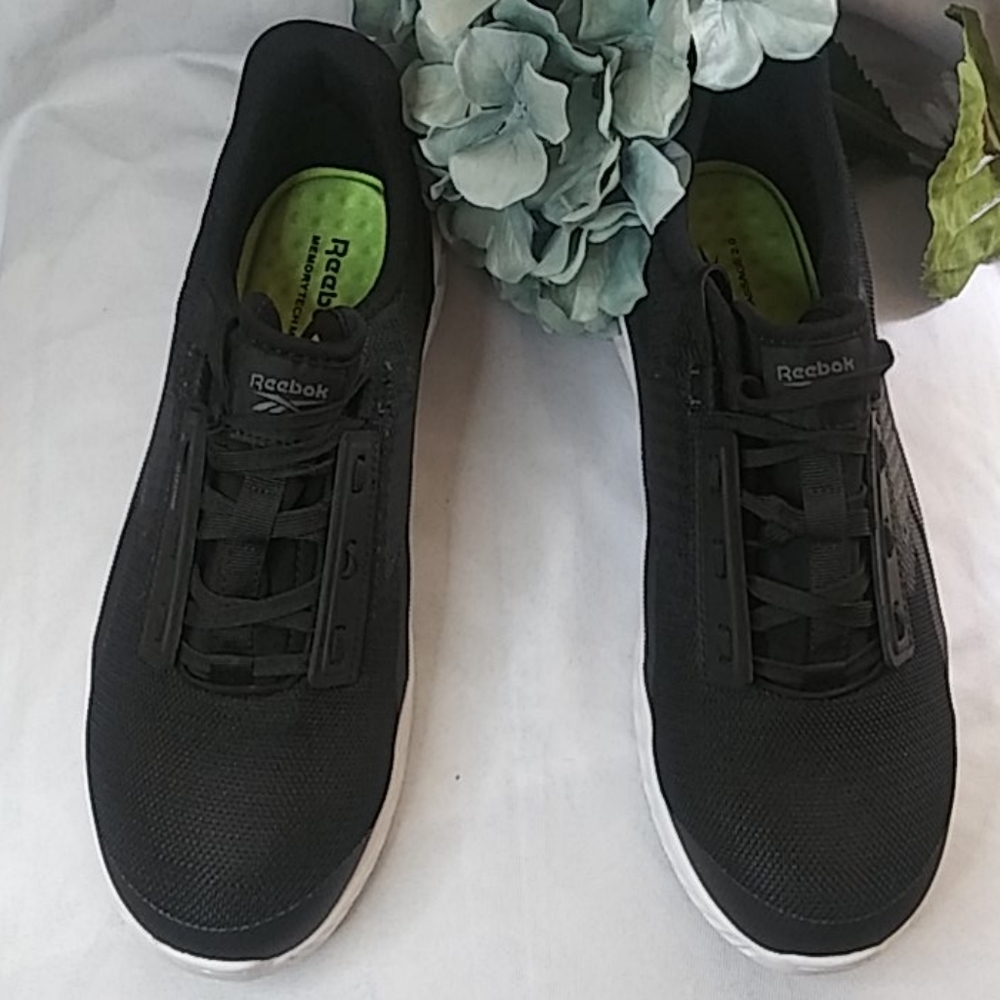 Reebok memory tech steel toe shoes women's size 10